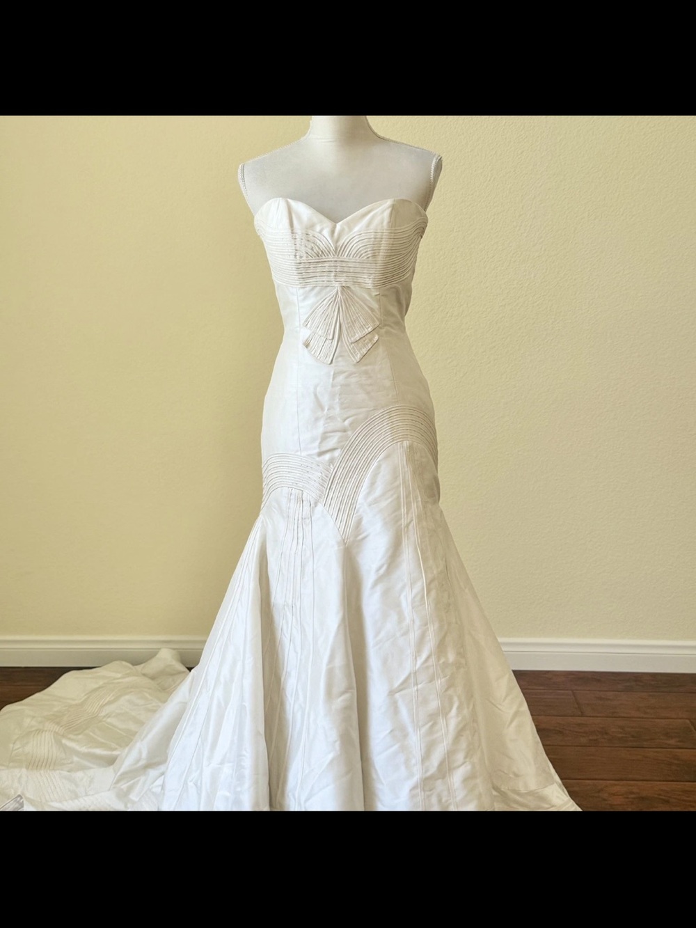 Strapless Silk White Mermaid Bridal Gown with Sculpted Pleat Detail